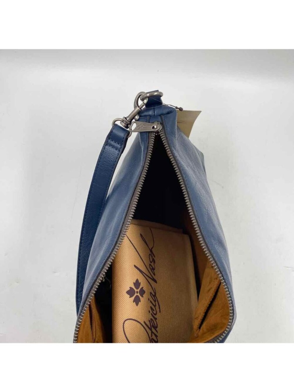 Patricia Nash Women's Navy Blue Leather New with Tags LUXE Purse - Picture 7 of 7